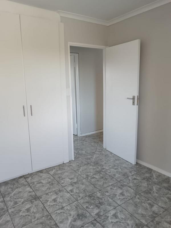 To Let 2 Bedroom Property for Rent in Brackenfell Western Cape